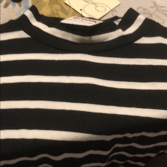 New top tag on by Olivia Ral size L - Picture 5 of 8